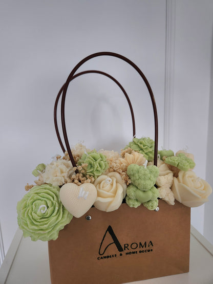 Sac de bougies en arrangement floral